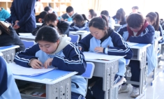 擔(dān)心中考選錯(cuò)學(xué)校？綜合高中班≠中職，獨(dú)特之處來指路！