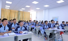 來新華 可升學(xué)可留學(xué)可就業(yè)！