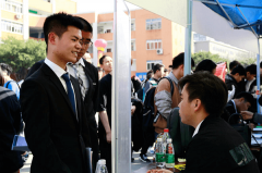 面對爆款專業(yè)，該如何抉擇？