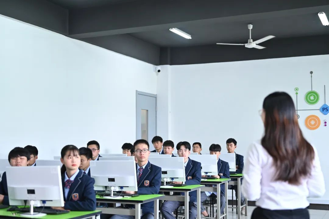 【重要通知】蘭州新華2024年春季預(yù)科班招生全面開啟!